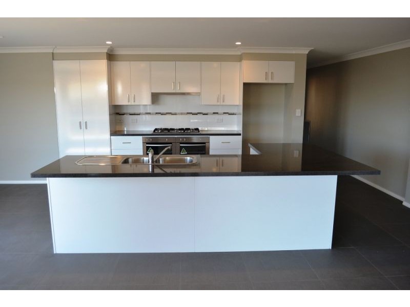 2 Elberta Street, Orange NSW 2800