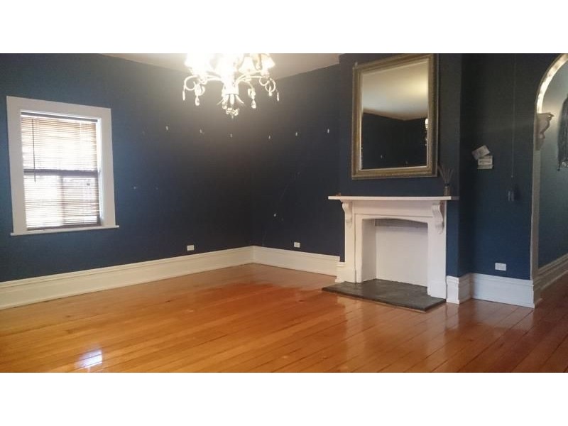 31 Lyal Street, Bathurst NSW 2795