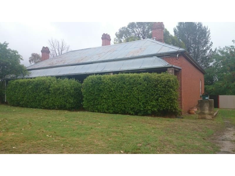 31 Lyal Street, Bathurst NSW 2795