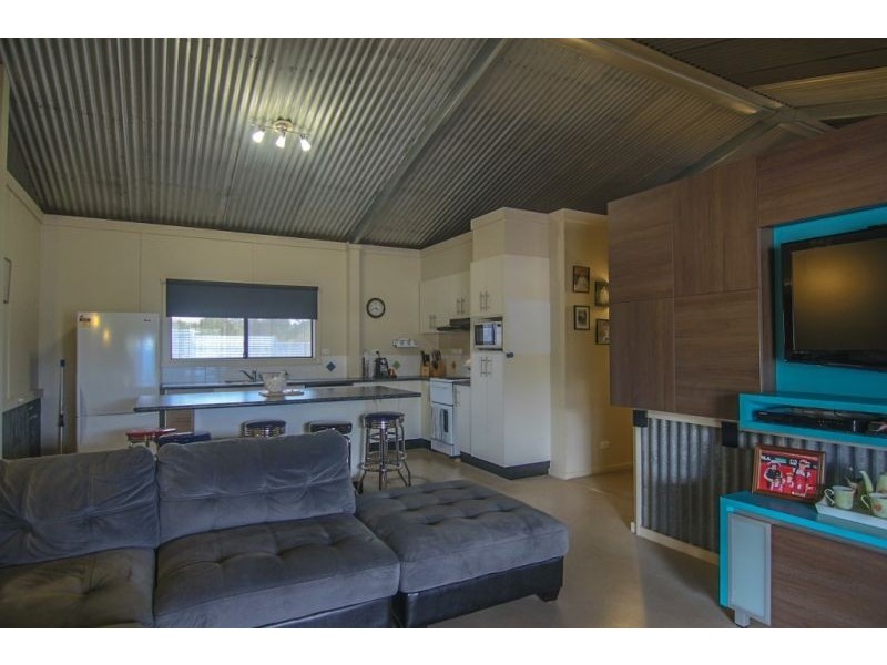 16 Thompson Street, Cargo NSW 2800