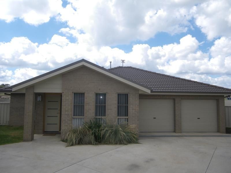 11 Etna Street, Orange NSW 2800