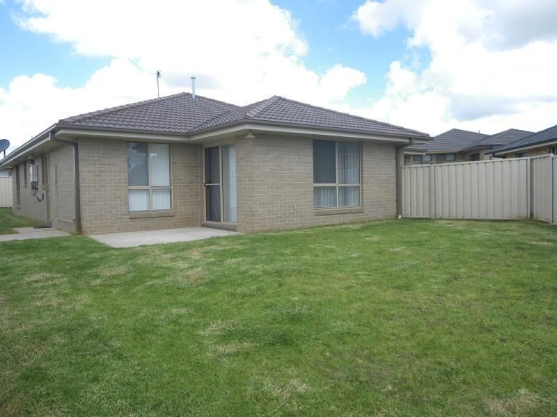 11 Etna Street, Orange NSW 2800