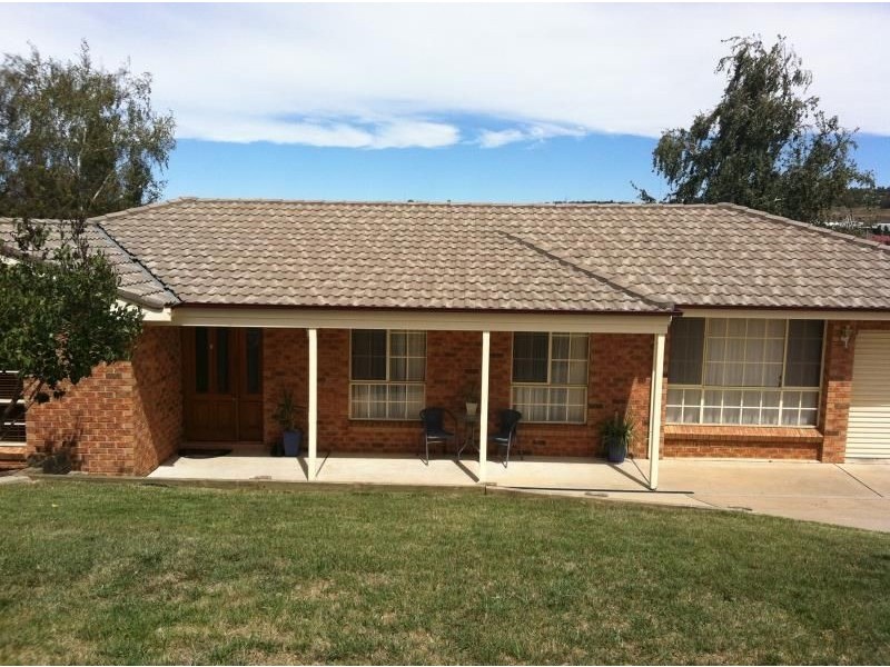 89 Lavelle Street, Bathurst NSW 2795