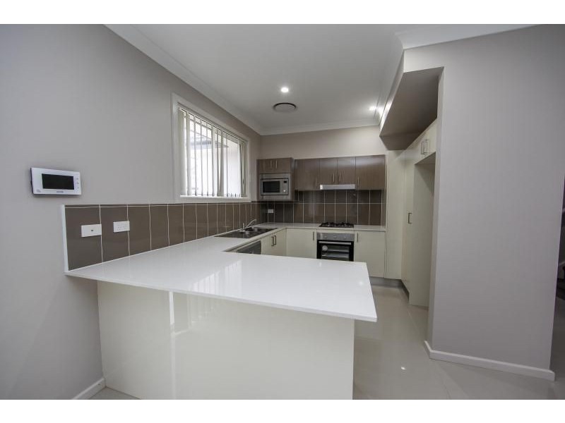 4/19 Moonstone Drive, Orange NSW 2800