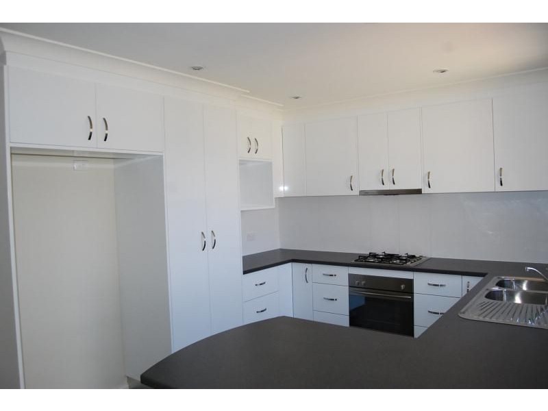 12 Bella Vista Close, Orange NSW 2800