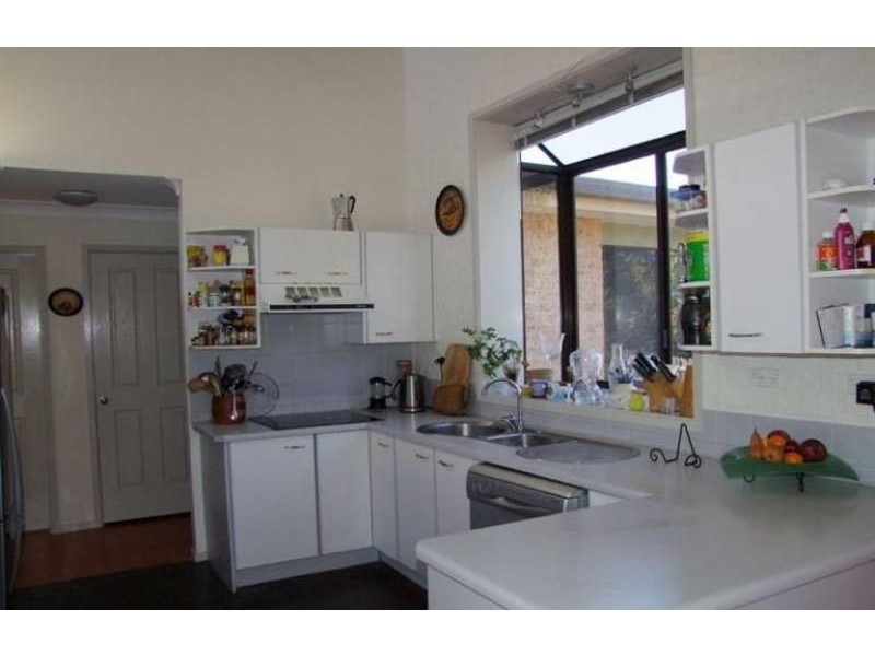 11 Napier Street, Bathurst NSW 2795