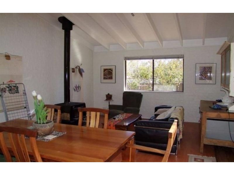 11 Napier Street, Bathurst NSW 2795