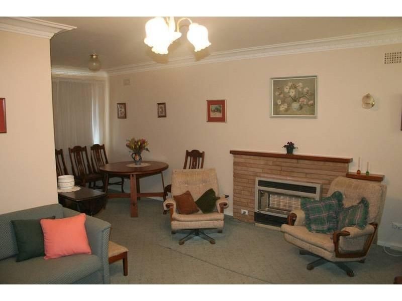 102 Margaret Street, Orange NSW 2800