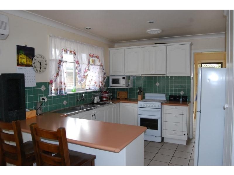 3 Mangowa Place, Orange NSW 2800