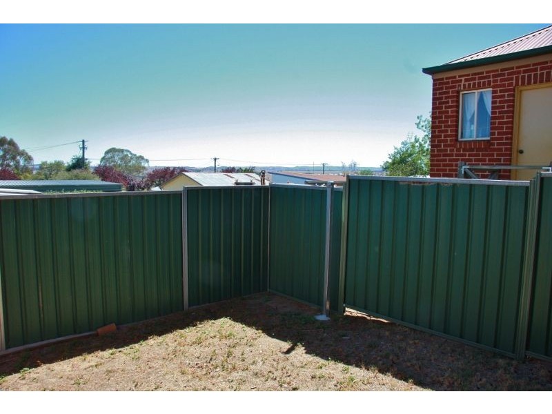 42a Esrom Street, Bathurst NSW 2795