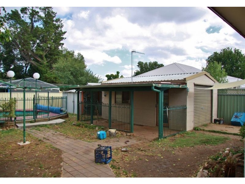 54 Hope Street, Bathurst NSW 2795