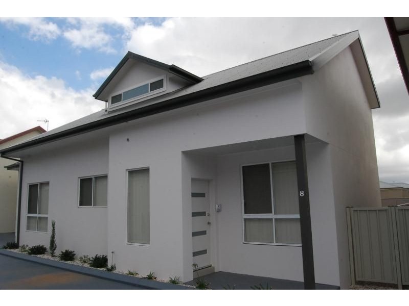 8/19 Moonstone Drive, Orange NSW 2800