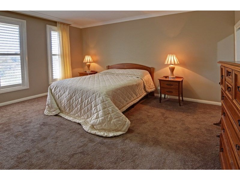 13 Stirling Avenue, Orange NSW 2800