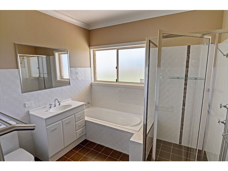 374 Escort Way, Orange NSW 2800