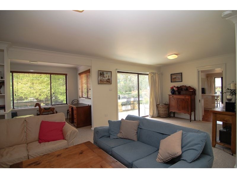 126 Coronation Drive, Orange NSW 2800