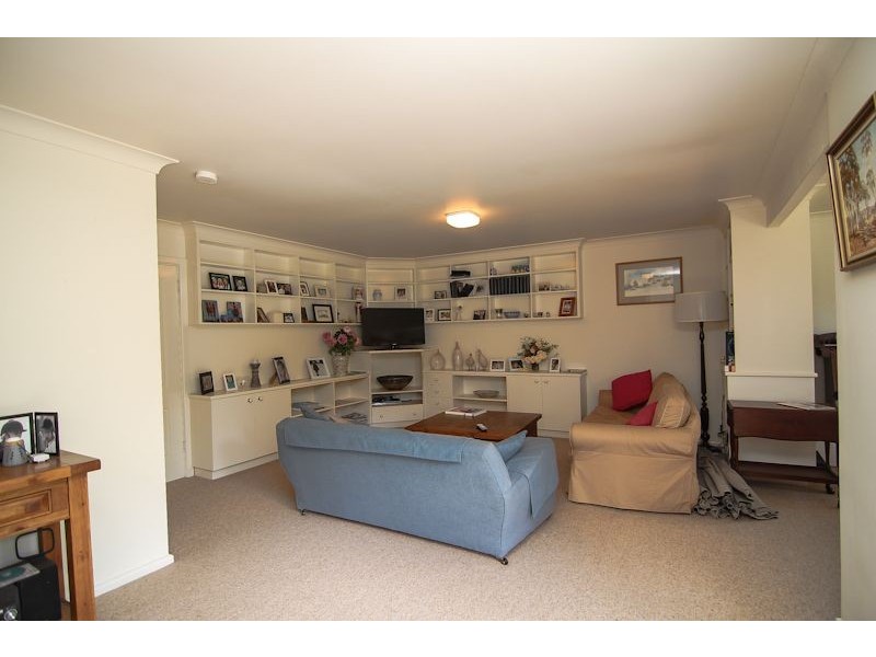 126 Coronation Drive, Orange NSW 2800