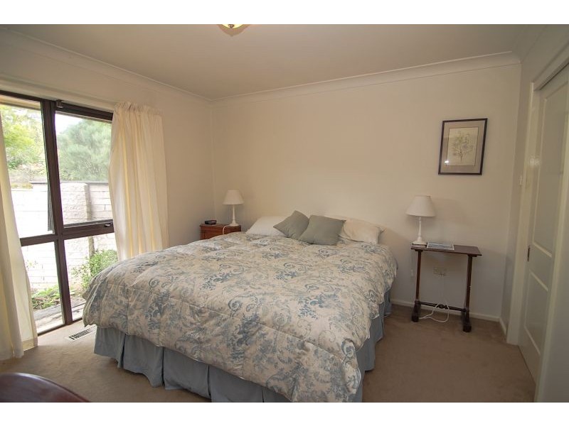126 Coronation Drive, Orange NSW 2800