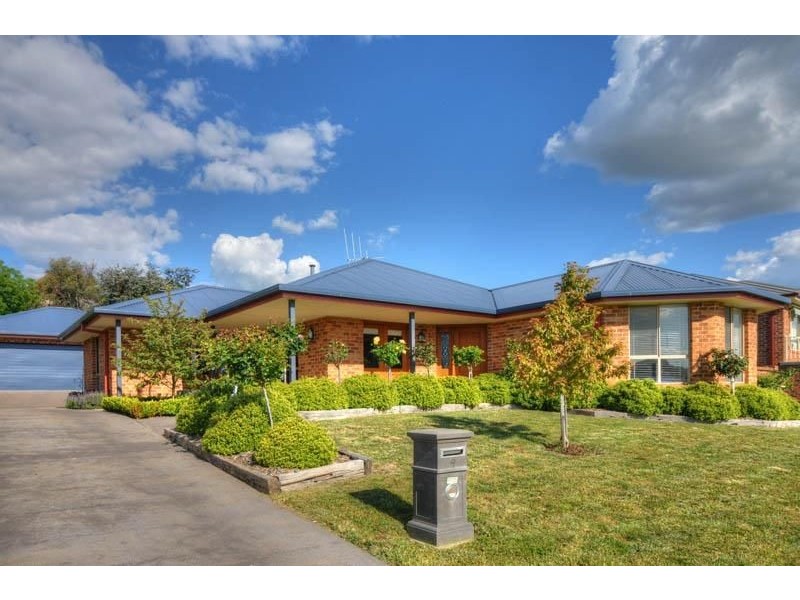 9 Terry Turner Drive, Orange NSW 2800