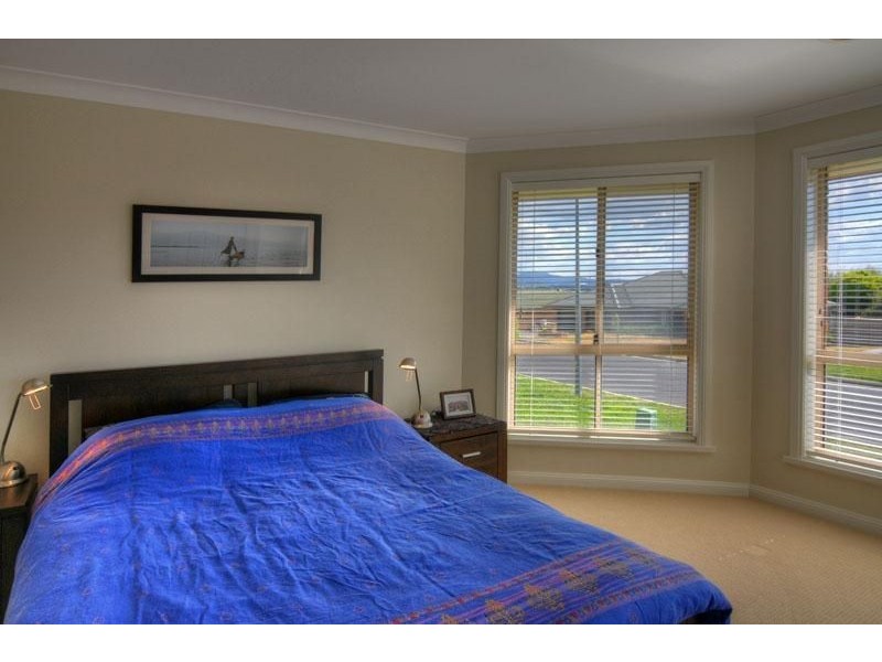 9 Terry Turner Drive, Orange NSW 2800