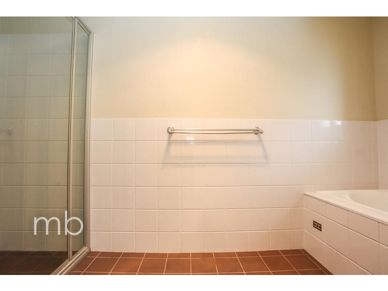 4 Maroney Place, Orange NSW 2800