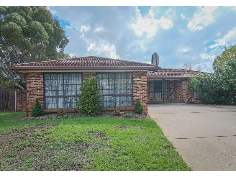 5 Georgian Place, Orange NSW 2800