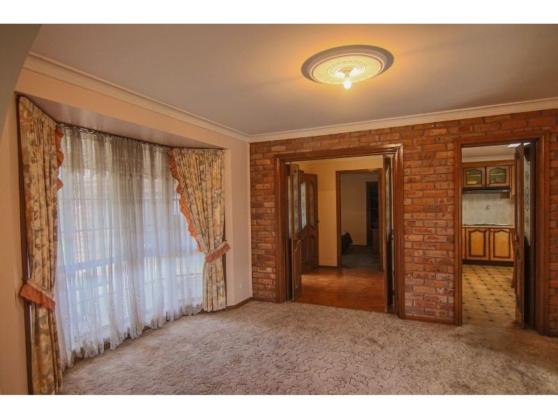 5 Georgian Place, Orange NSW 2800
