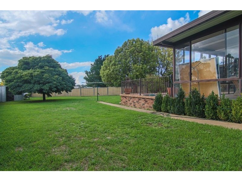 5 Georgian Place, Orange NSW 2800