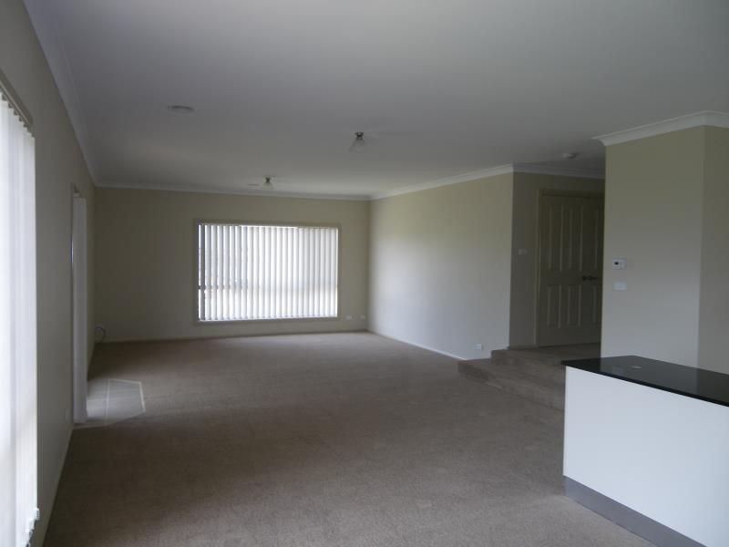 6 Hughes Street, Orange NSW 2800