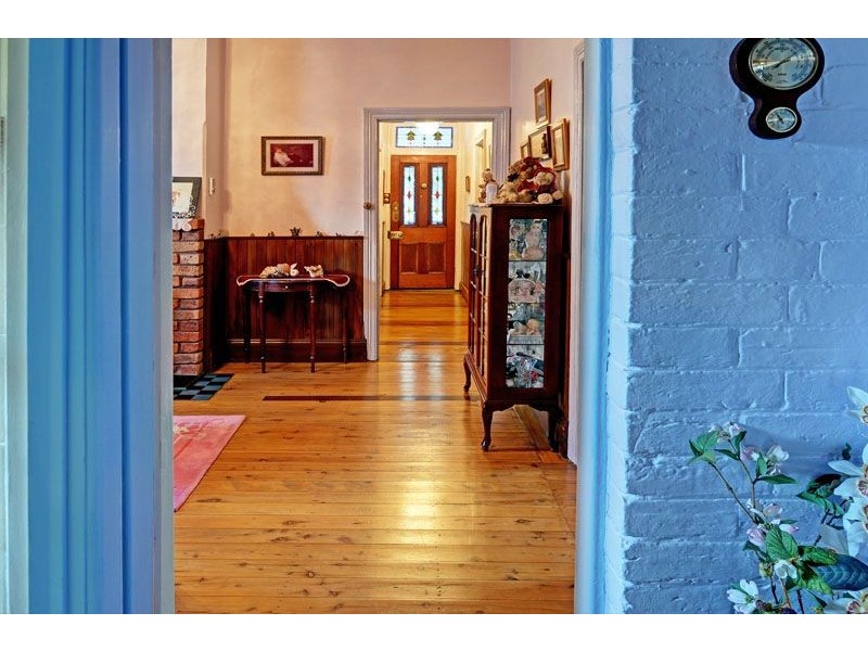 241 Byng Street, Orange NSW 2800
