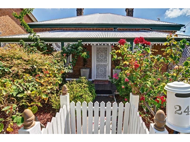 241 Byng Street, Orange NSW 2800