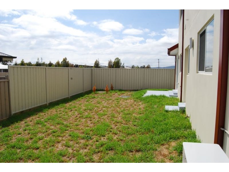 9 Moonstone Drive, Orange NSW 2800