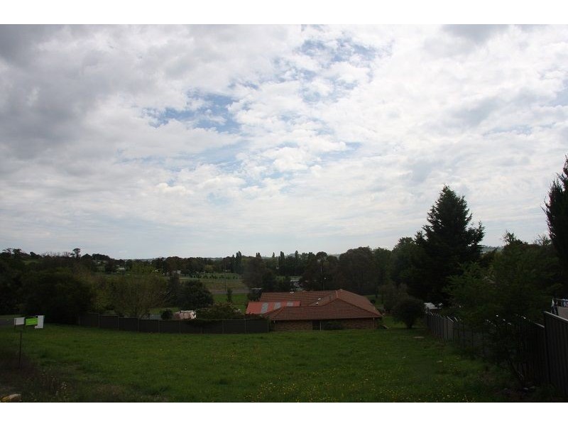 5 Patrick Close, Blayney NSW 2799