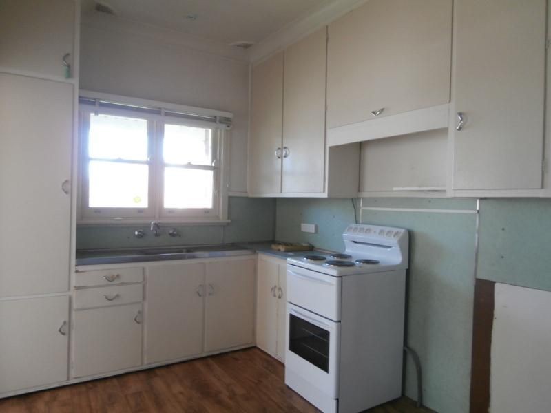 260 Peel Street, Bathurst NSW 2795