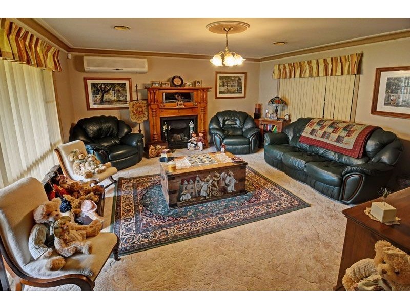 12 Casuarina Drive, Orange NSW 2800