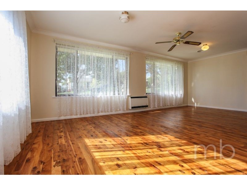 10 Treweeke Street, Orange NSW 2800