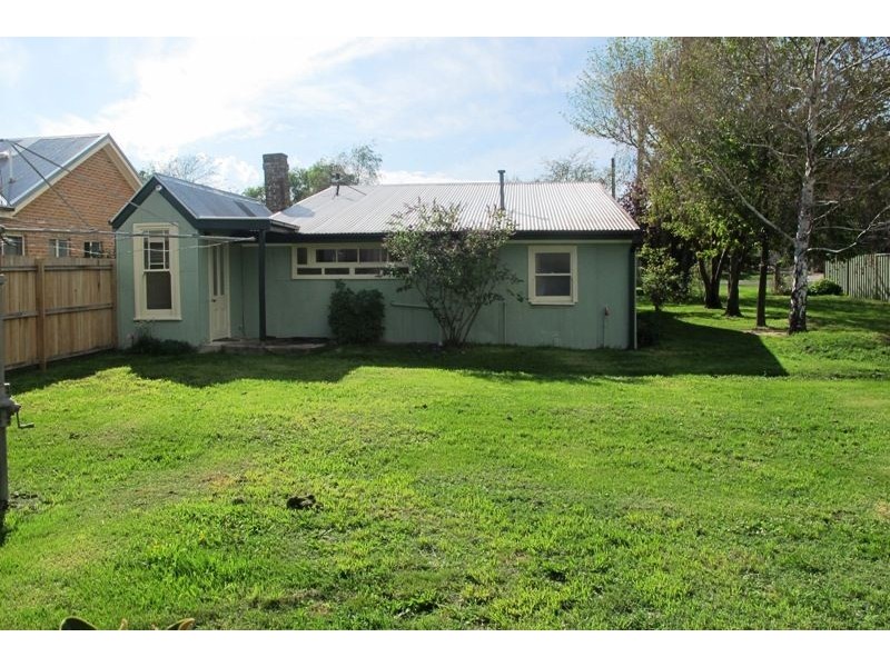 19 Stabback Street, Millthorpe NSW 2798