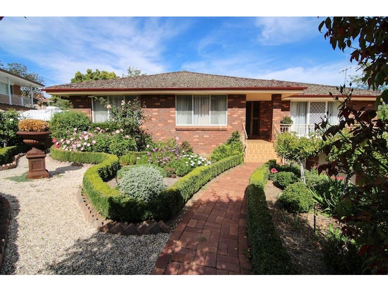 7 Taralye Place, Orange NSW 2800