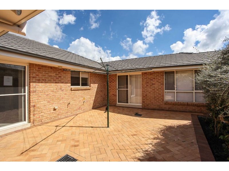 7 Olympic Drive, Orange NSW 2800