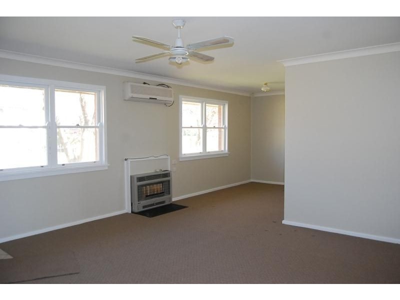 5 Goorawin Road, Orange NSW 2800