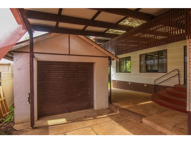 22 Breen Street, Orange NSW 2800