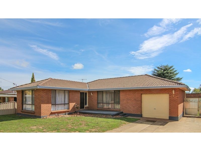 4 Maguire Avenue, Orange NSW 2800