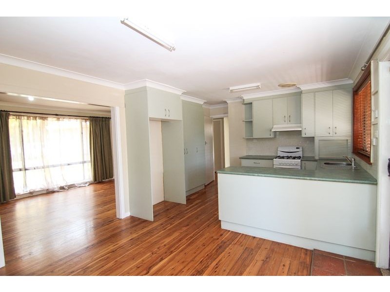 4 Maguire Avenue, Orange NSW 2800