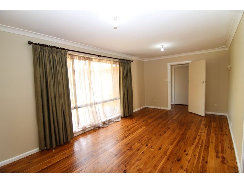 4 Maguire Avenue, Orange NSW 2800