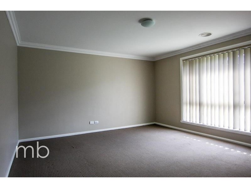 63 Diamond Drive, Orange NSW 2800
