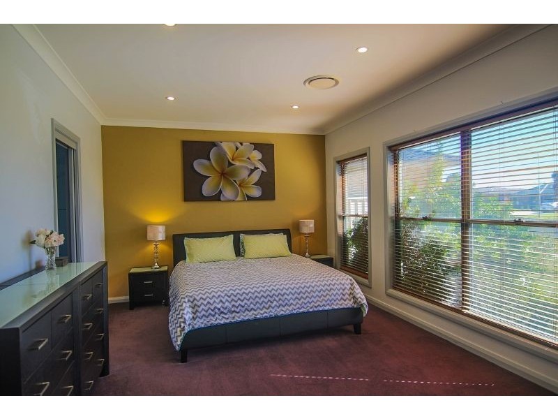 6 Jade Avenue, Orange NSW 2800