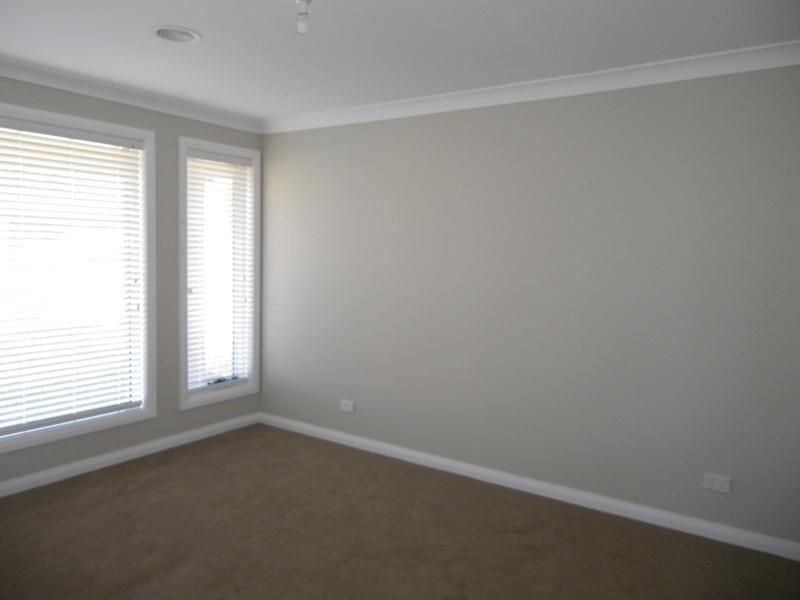 33 Beech Crescent, Orange NSW 2800