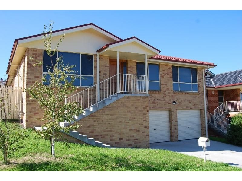 12a Booth Crescent, Orange NSW 2800