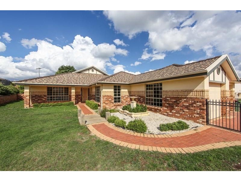 6 Blanche Avenue, Orange NSW 2800