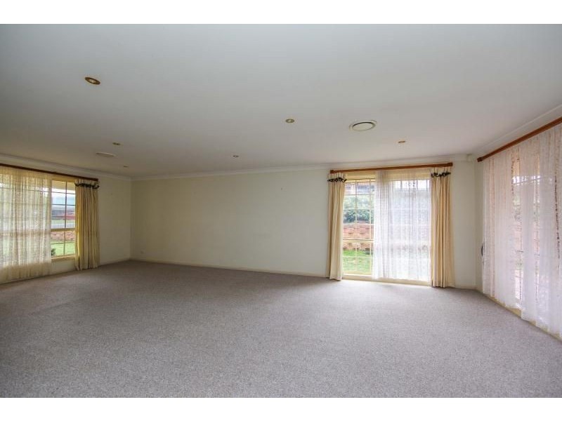 6 Blanche Avenue, Orange NSW 2800