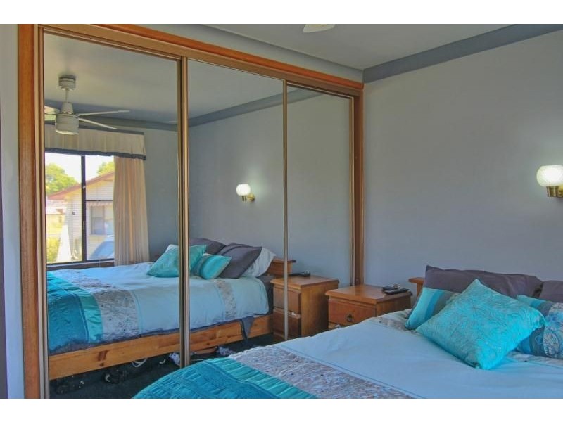 7 James Cook Crescent, Orange NSW 2800